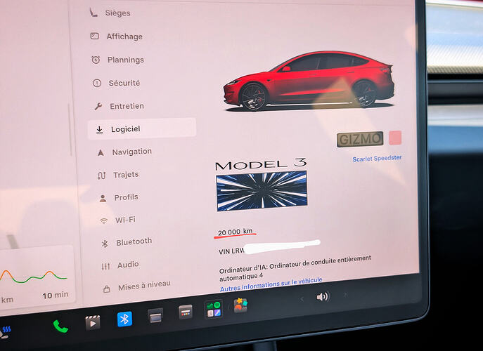 tesla_model_3_performance_2025_gizmo_20000km
