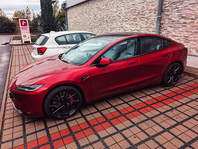tesla_model_3_performance_highland_2025_8